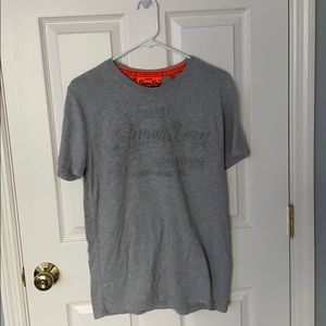 grey superdry t-shirt